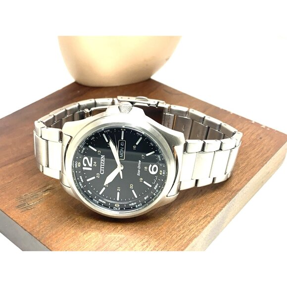 Citizen Men's Watch AW0110-58E Eco Drive Black Dial Day Date Silver Steel 44mm - Picture 9 of 15